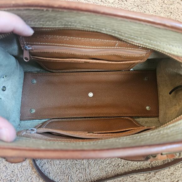 Dooney & Bourke R212 TP Crossbody Bag Beige Pebbled Leather Top Handle Purse Vtg - Picture 9 of 16